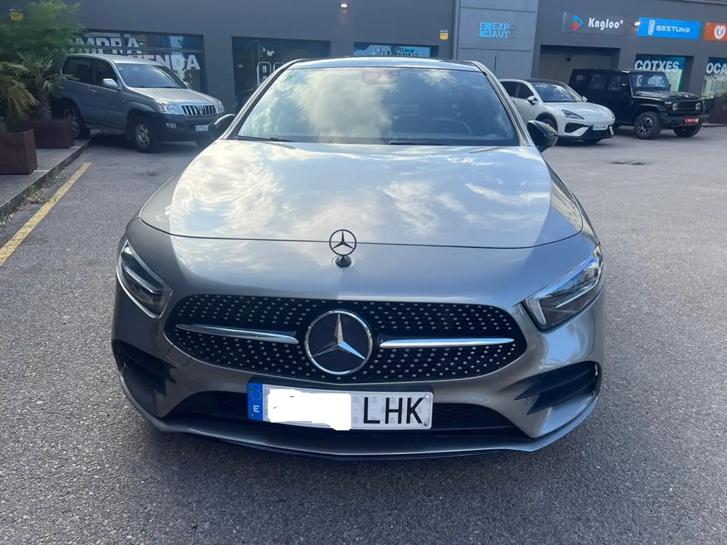 Mercedes-Benz A 180 180d Gris - 1