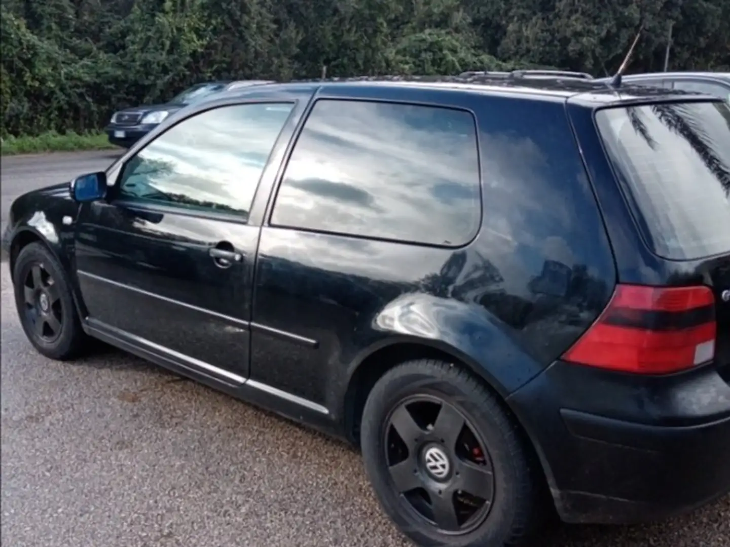 Volkswagen Golf 3p 1.4 benzina gpl - 2