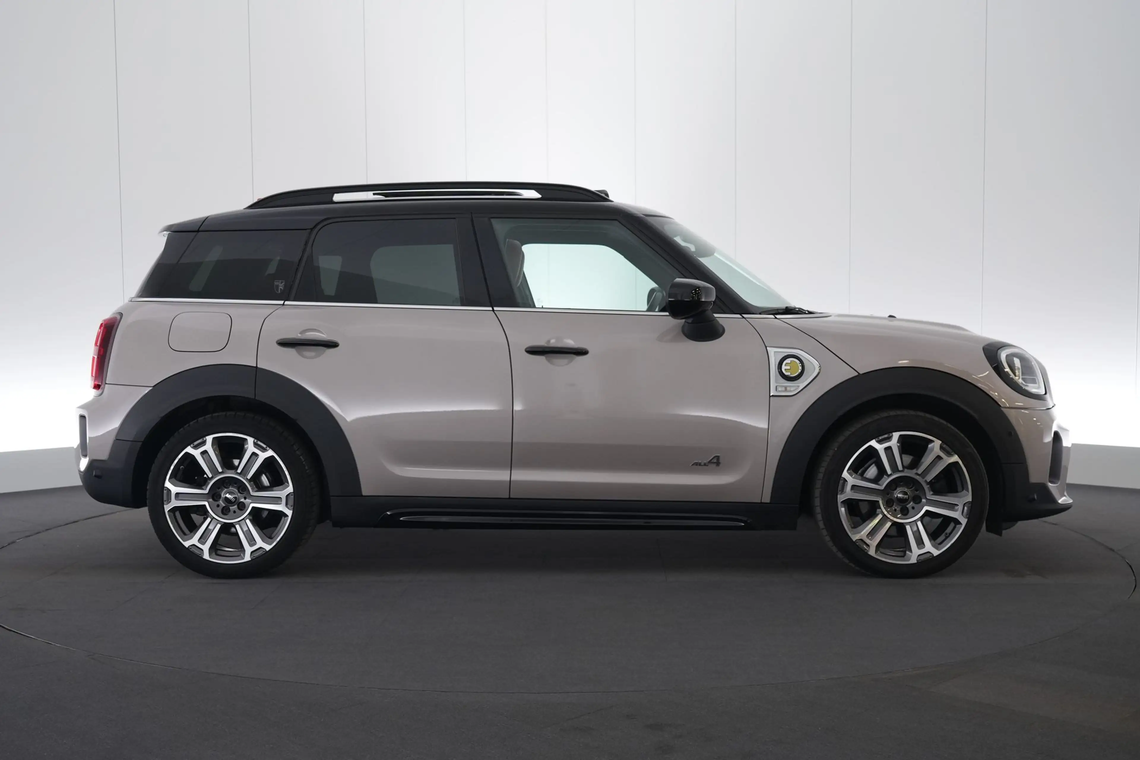 MINI Cooper S Countryman 1.5 PHEV ALL4 Mini Yours LEDER/CUIR LED GPS PDC CA — photo 5