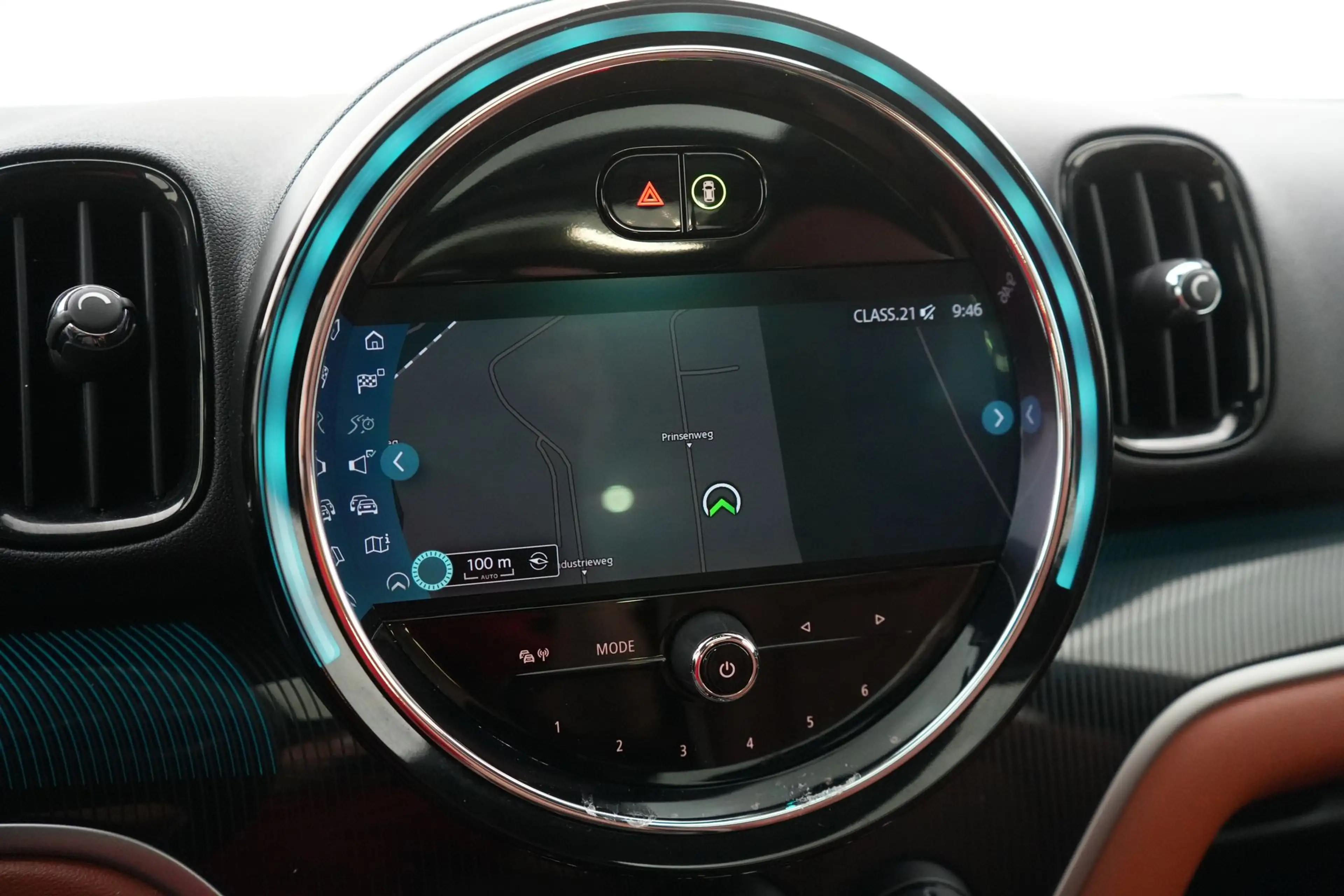 MINI Cooper S Countryman 1.5 PHEV ALL4 Mini Yours LEDER/CUIR LED GPS PDC CA — photo 15