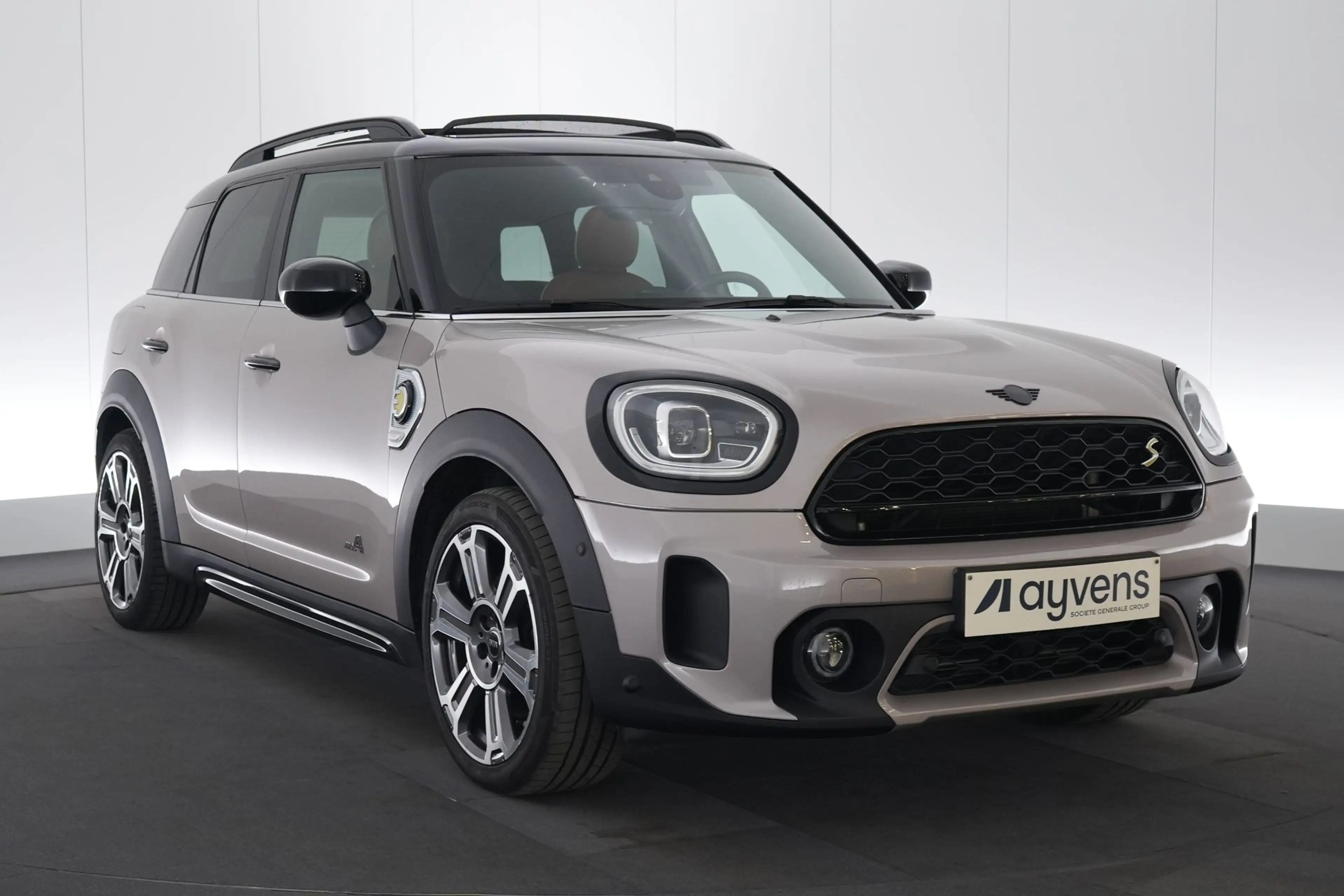 MINI Cooper S Countryman 1.5 PHEV ALL4 Mini Yours LEDER/CUIR LED GPS PDC CA — photo 3