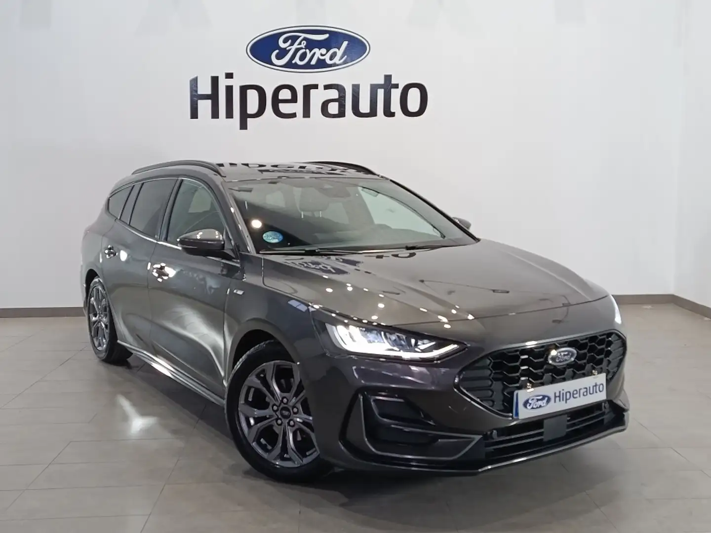 Ford Focus Sportbreak 1.0 Ecoboost MHEV ST-Line 155 Aut. Gris - 1