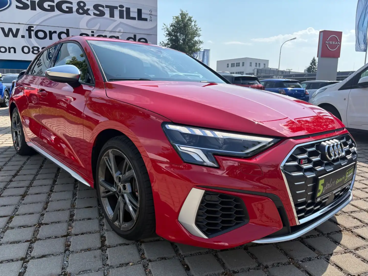 Audi S3 Sportback 2.0 TFSI quattro LED*VIRTUAL*SHZ*PDC Rot - 2
