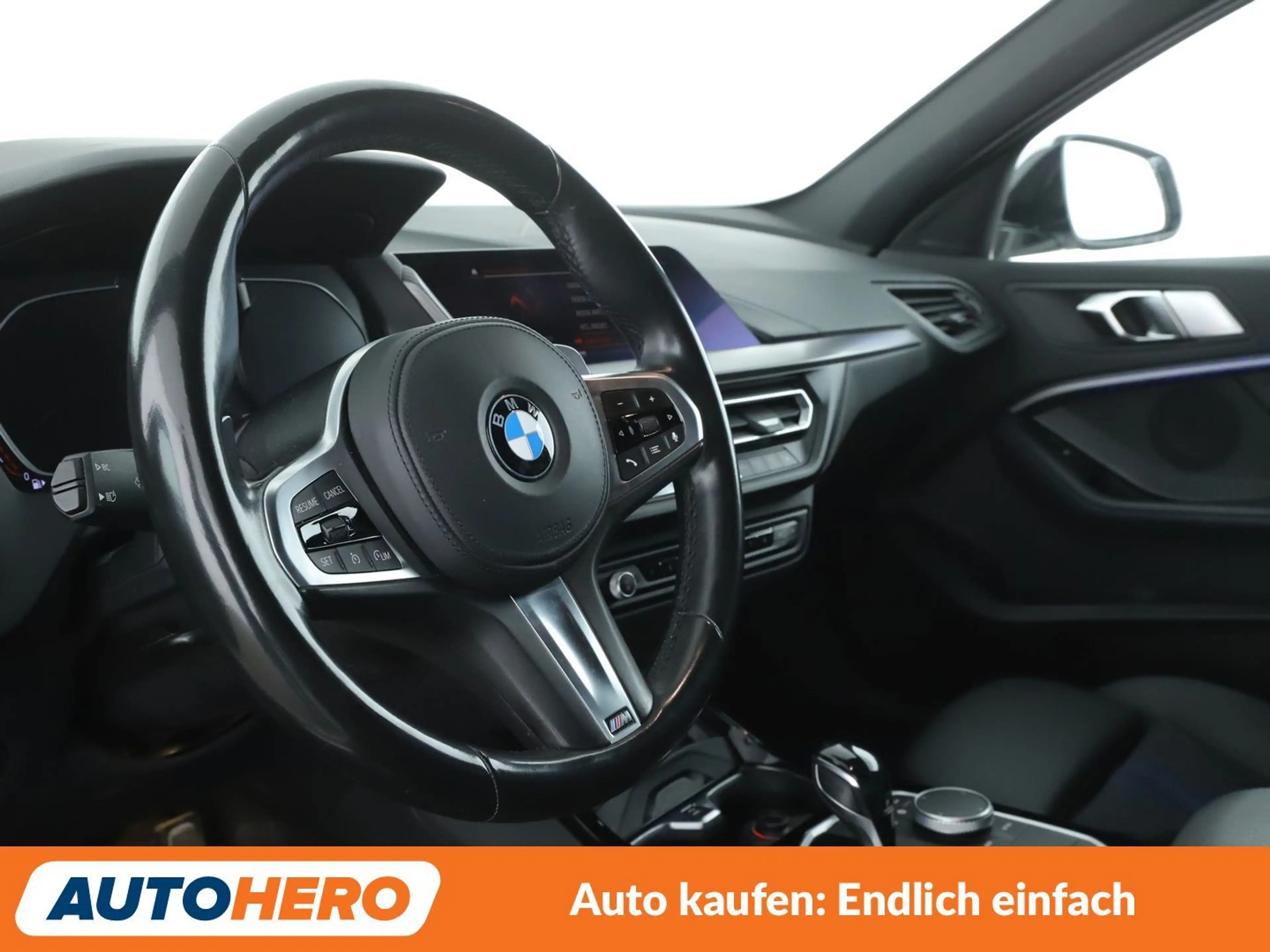 BMW 120 120i M Sport Aut.*NAVI*PDC*TEMPO*SHZ*ALU* — photo 11