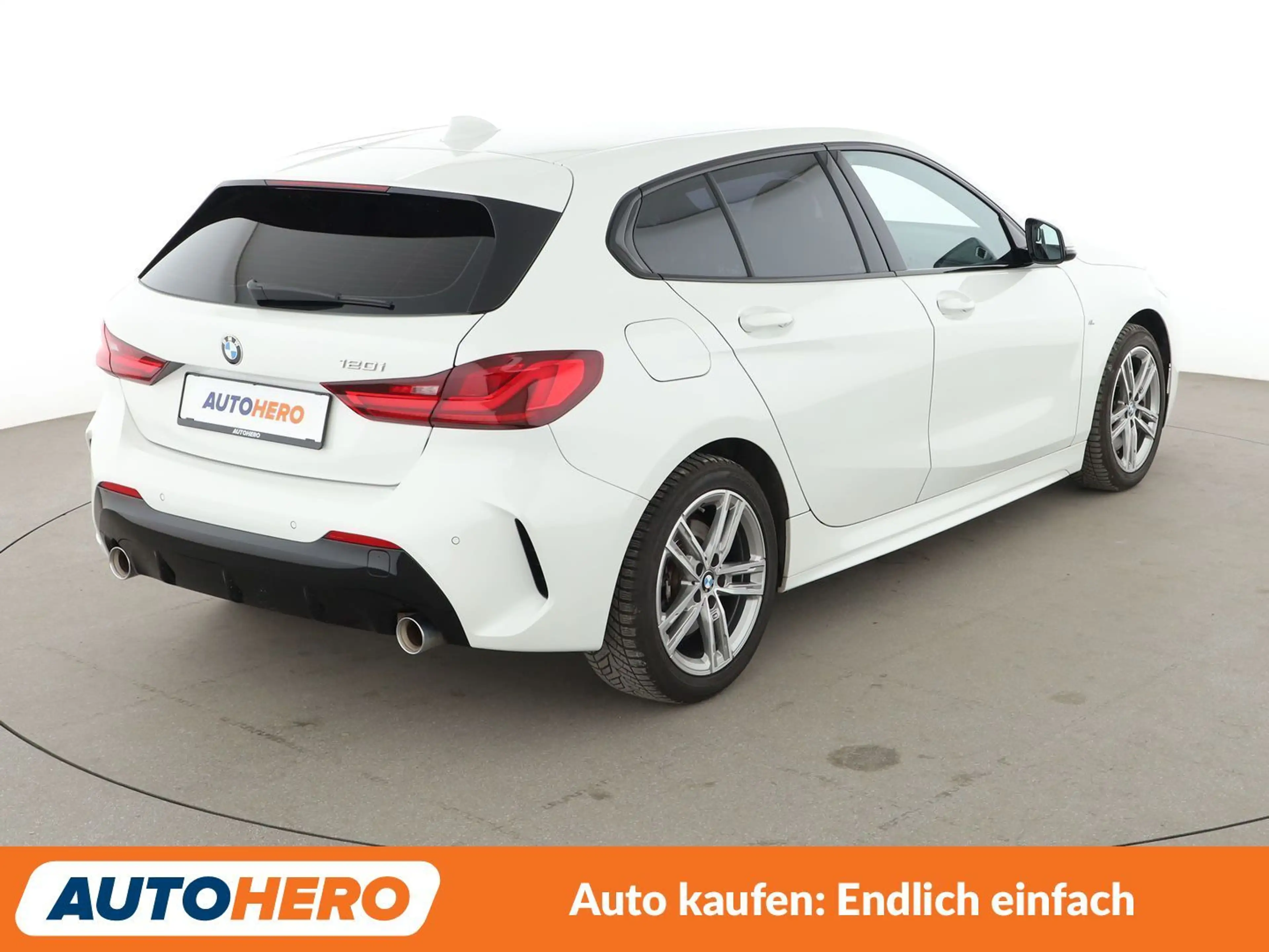 BMW 120 120i M Sport Aut.*NAVI*PDC*TEMPO*SHZ*ALU* — photo 6