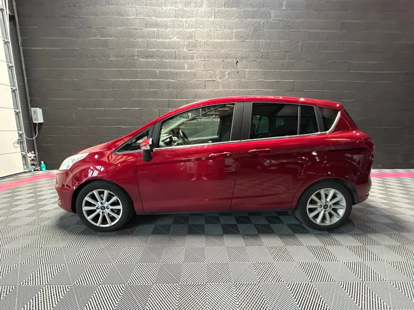 Ford B-Max Titanium Rouge - 2