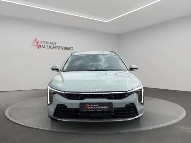Kia K4 view 4