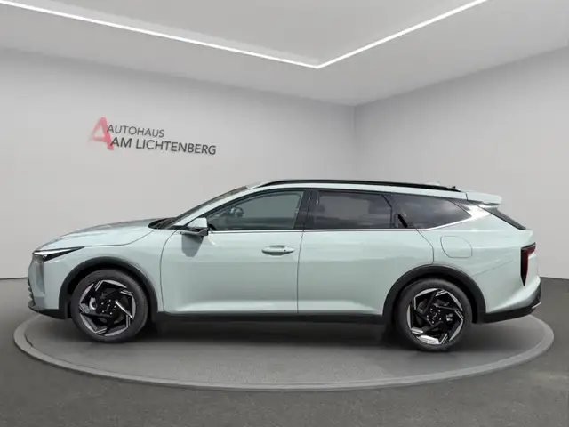Kia K4 view 2