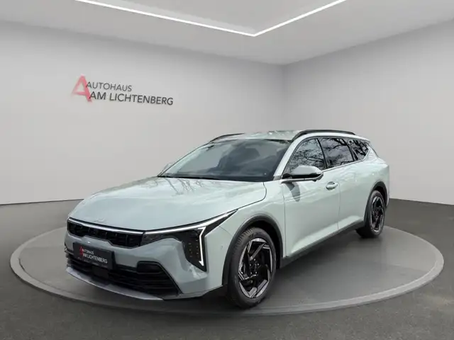 Kia K4 in Green for sale