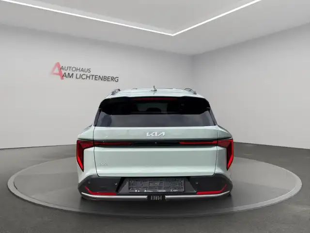 Kia K4 view 6