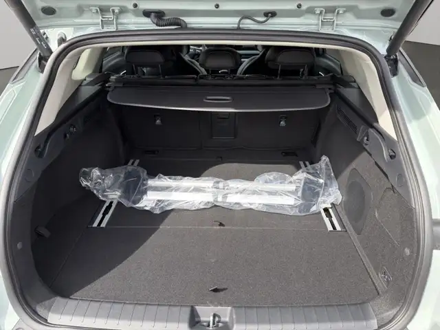 Kia K4 view 7