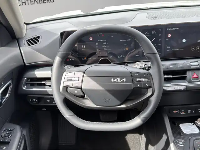 Kia K4 view 13
