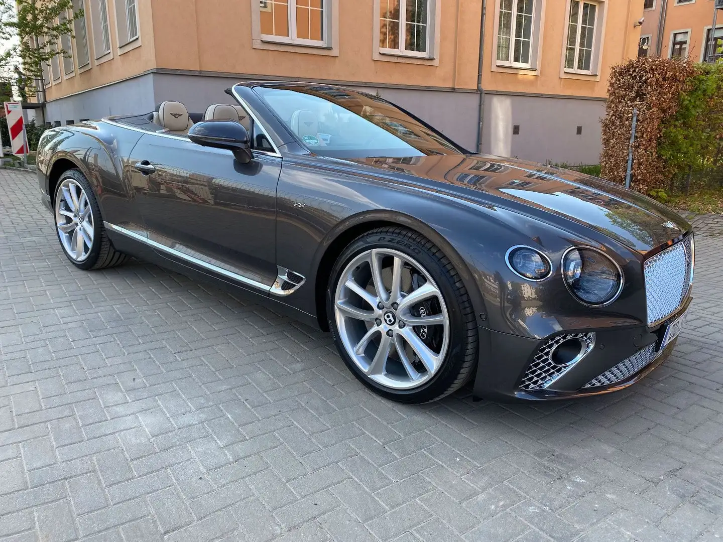 Bentley Continental GTC V8/Mulliner/Touring/Naim/Display Szürke - 1