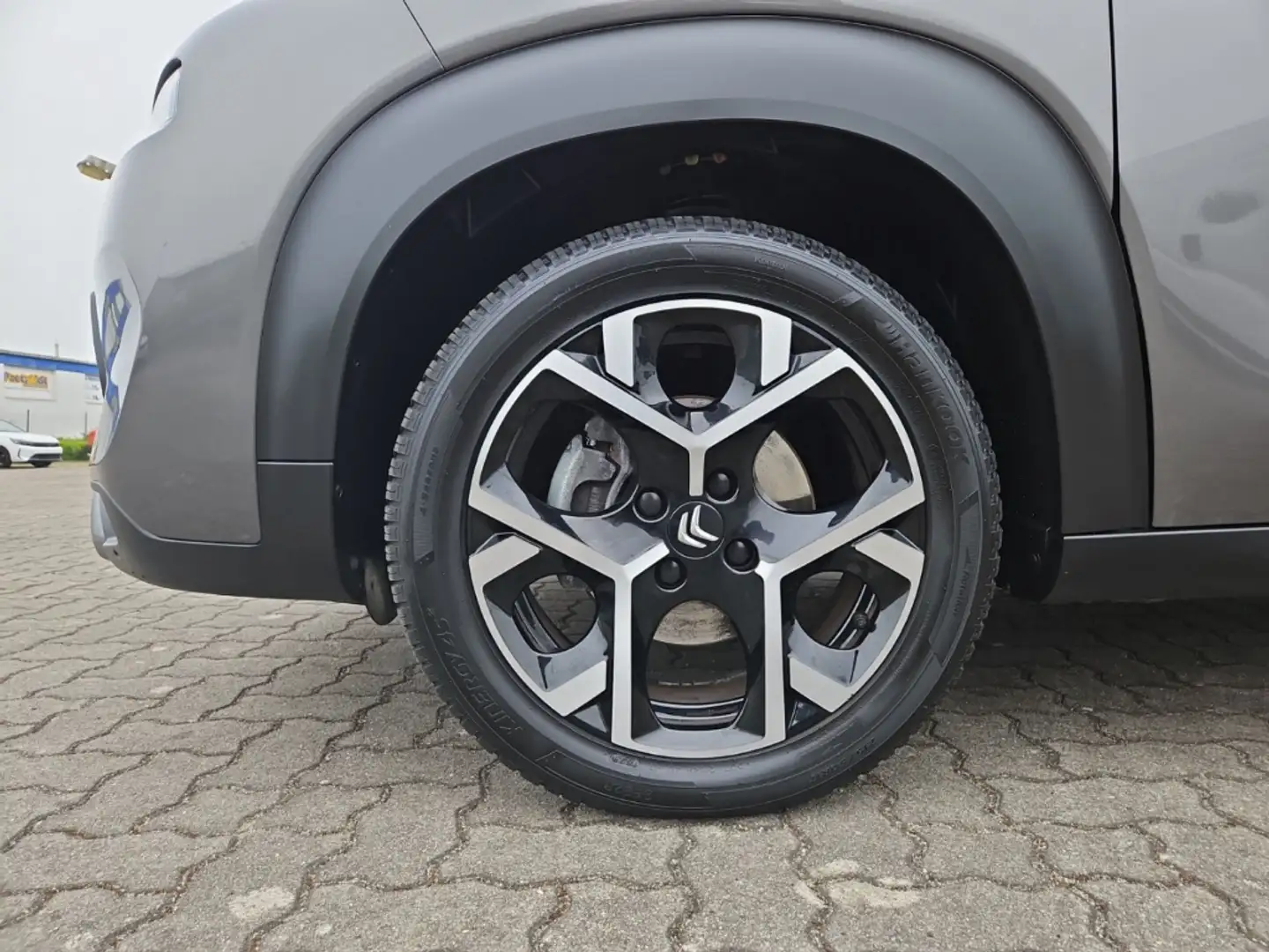 Citroen C3 Aircross MAX 130 Autom. +Panorama+Allwetter+ Grau - 2
