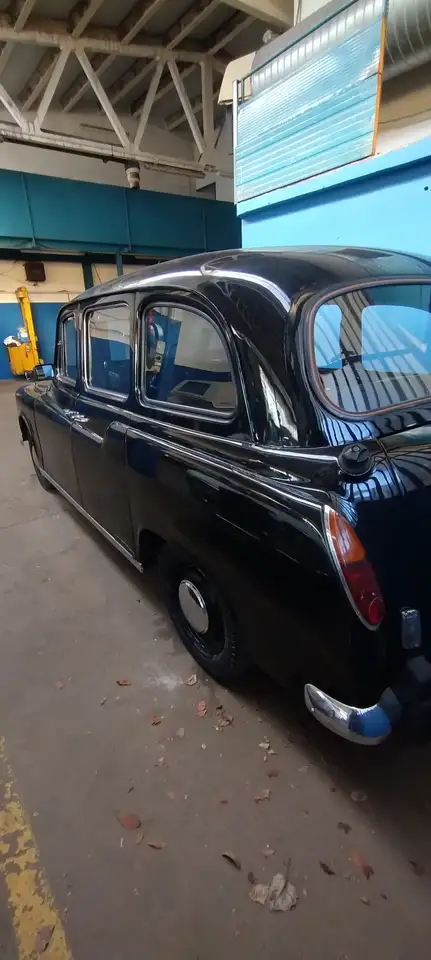 Austin FX4 taxi inglese, foto 5