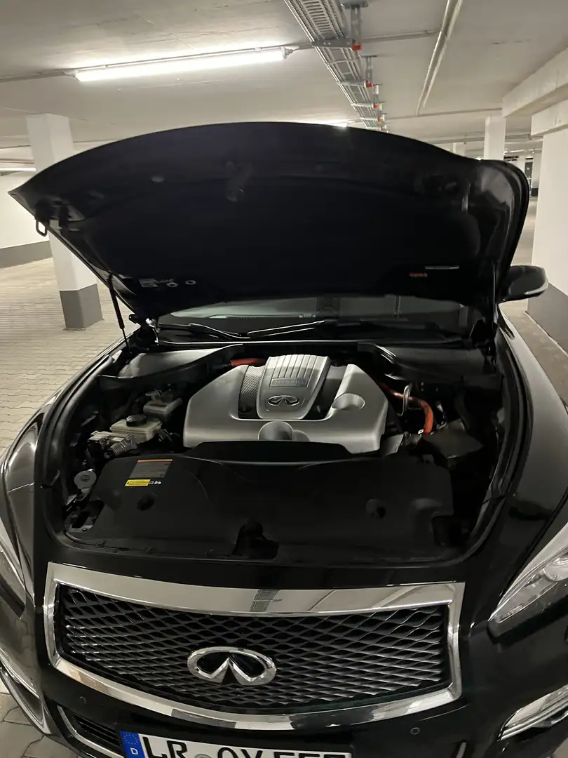 Infiniti Q70 Hybrid Premium Executive Schwarz - 2