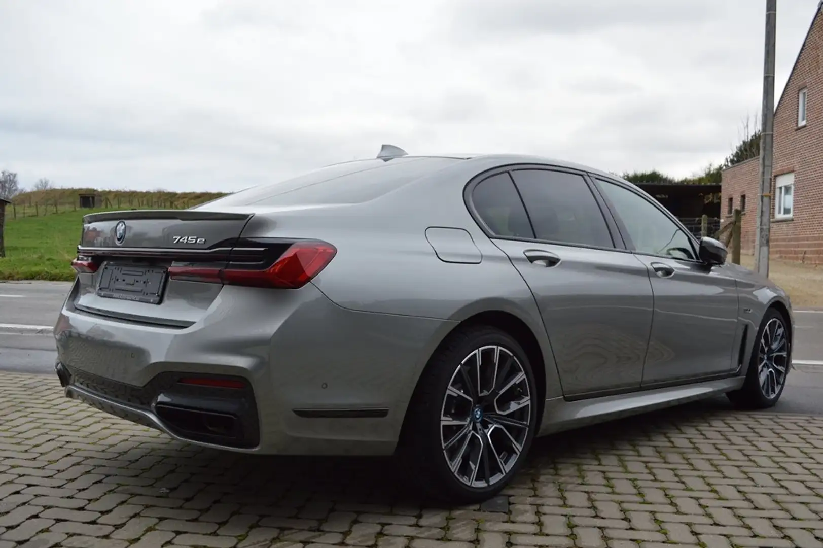 BMW 745 e M pack - Individual - Full option - 66.000 km Gri - 2