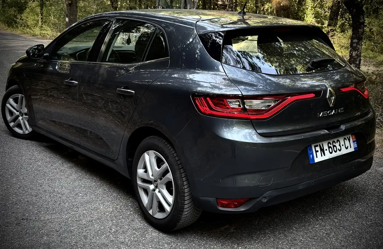 Renault Megane Berline — photo 3