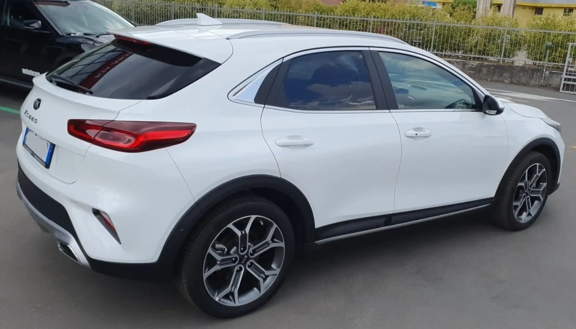 Kia XCeed XCeed 1.6 gdi phev Evolution 141cv dct Bianco - 2