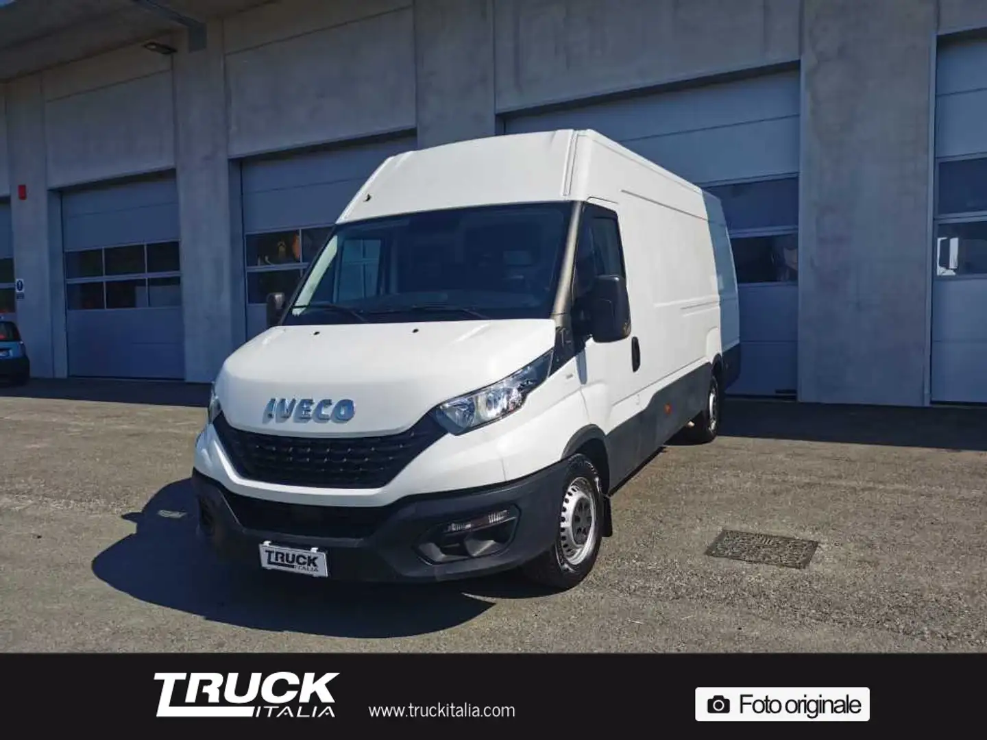 Iveco Daily V 35.16 2022 - Daily 35 S16 3000 cab. LD Bílá - 2