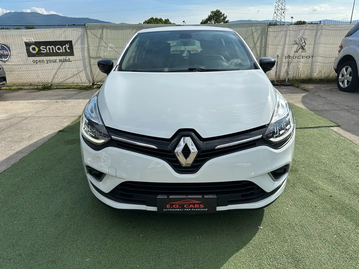 Renault Clio 0.9*75CV*LED*KAMERA*NAVI*CARPLAY*BLUETOOTH* Blanc - 2