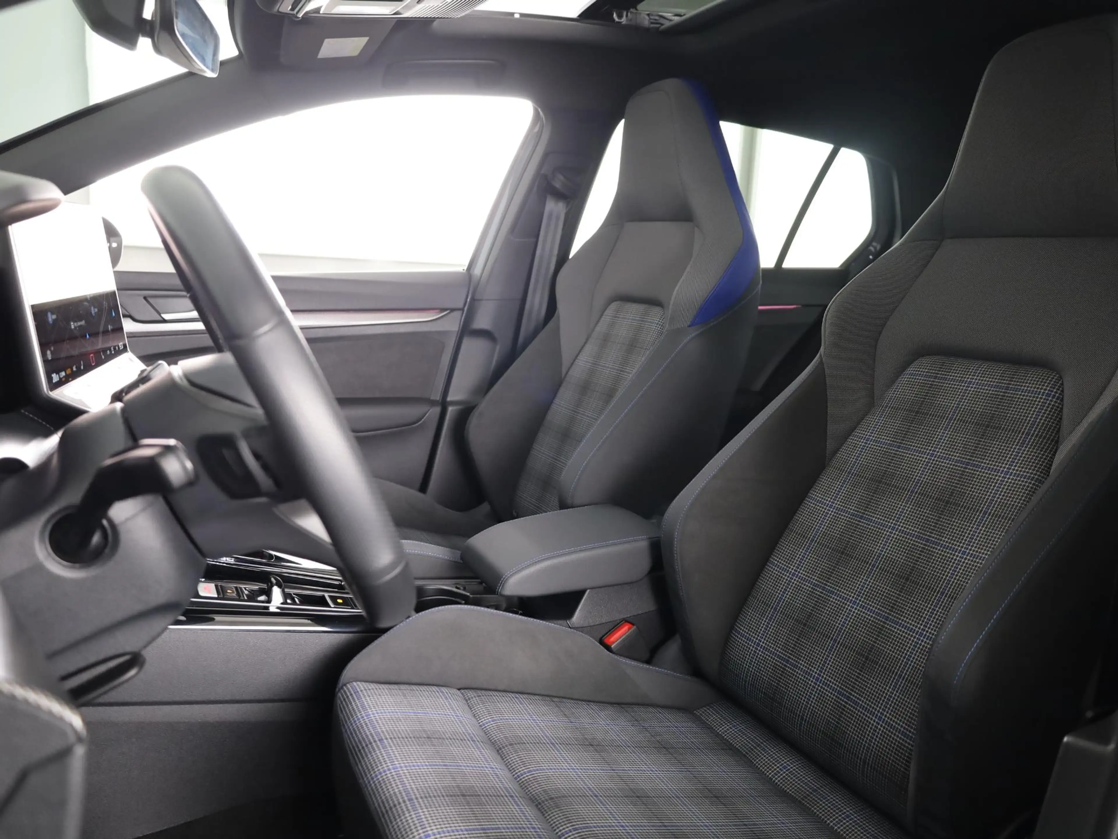 Volkswagen Golf GTE 1.5 eHybrid 272 PK | Panoramadak | Sportpakket | C — photo 7