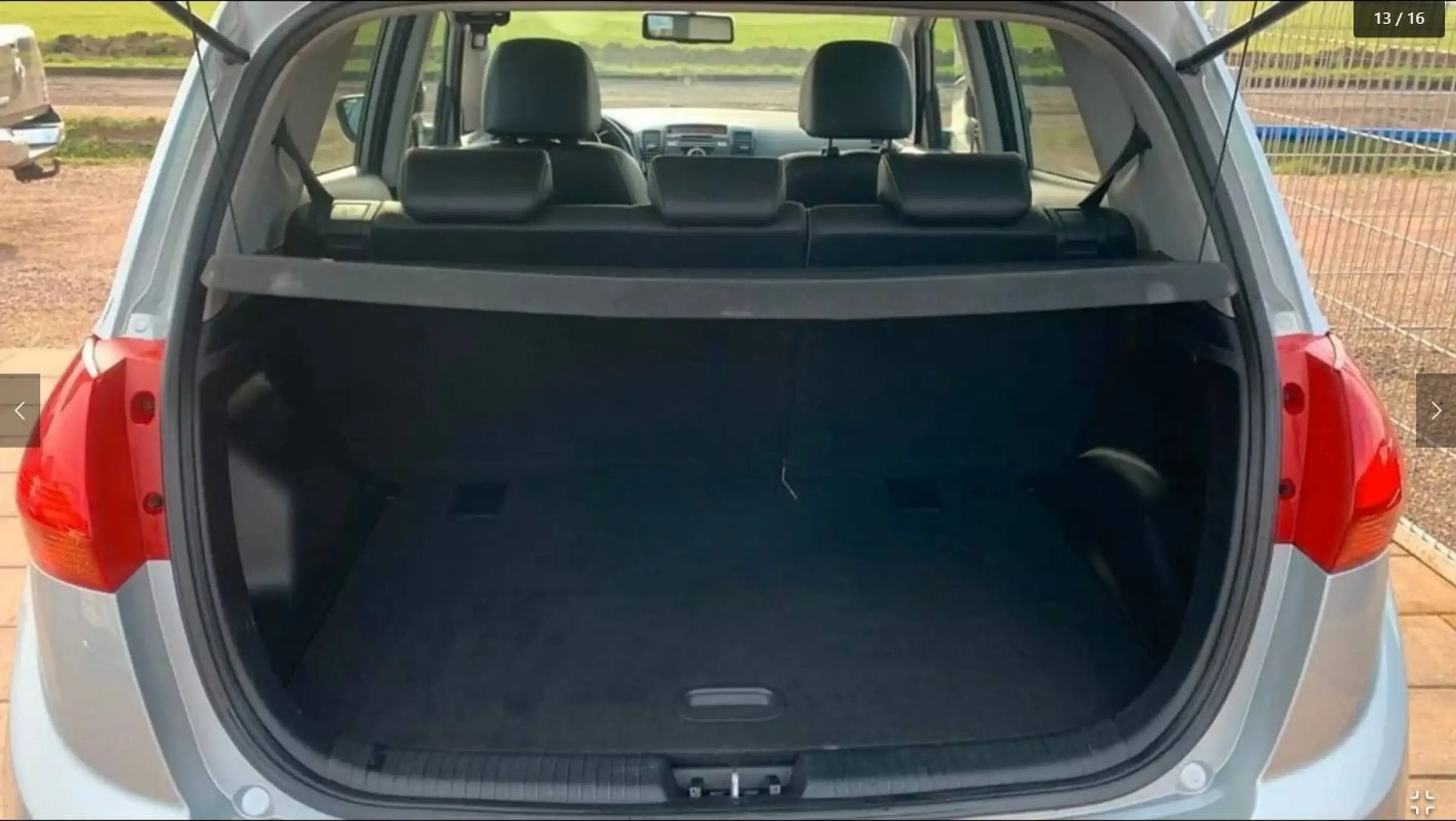 Kia Venga 1.6 CVVT Automatik,Kamera,PDC,Klimaauto,TÜV neu — photo 13