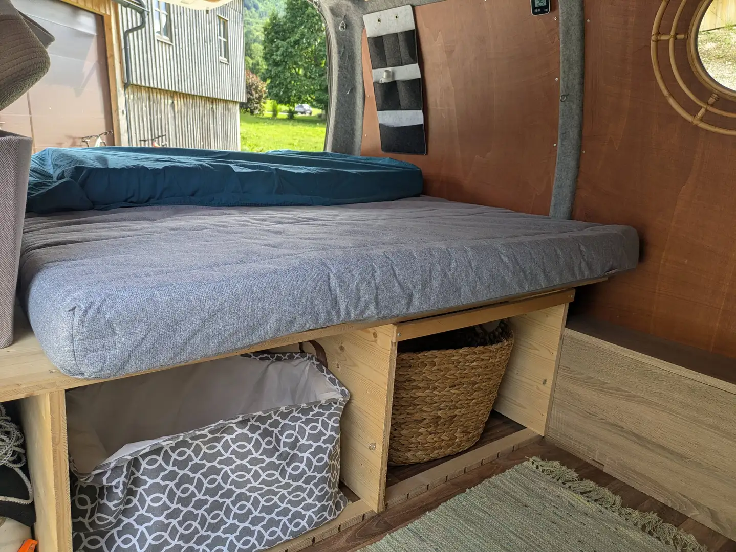 Toyota Hiace Hiace 2,5 D-4D 120 kurz Camper Campingausstattung Weiß - 2