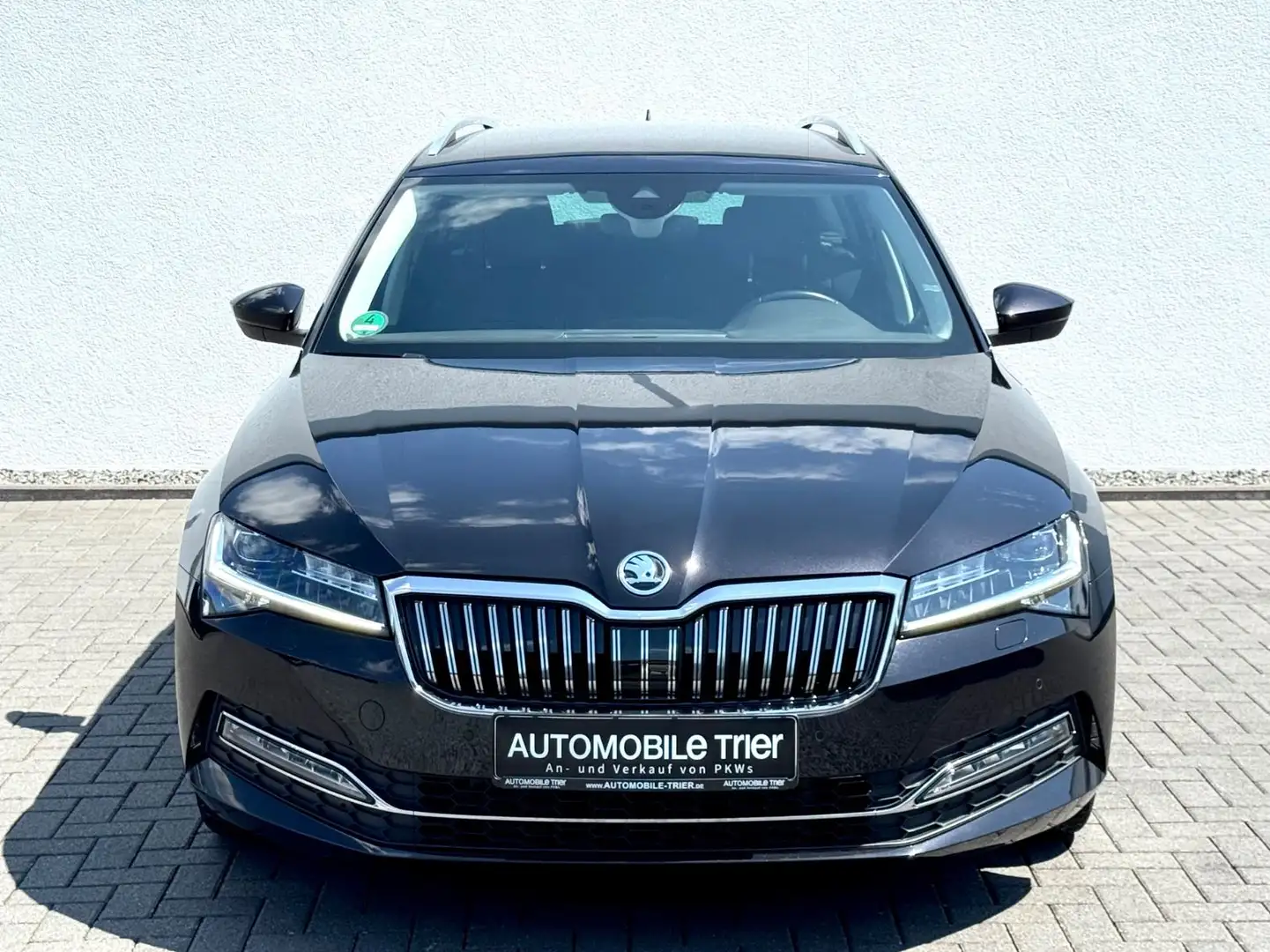 Skoda Superb Combi 2.0 TDI DSG /LED/ACC/CAM/AHK/GARANT Schwarz - 2