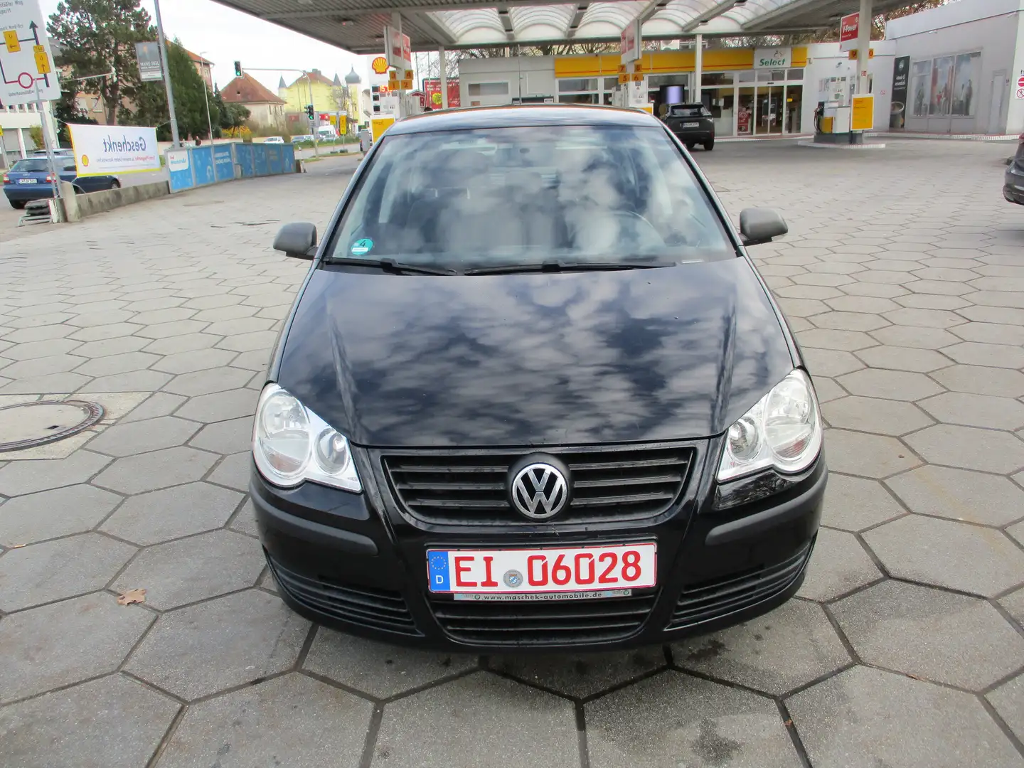 Volkswagen Polo Tour Schwarz - 2