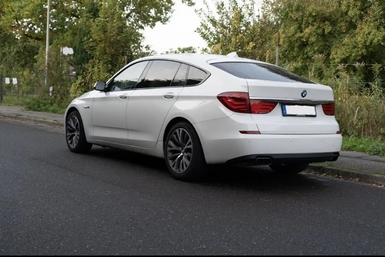 BMW 550 550i Gran Turismo - 2