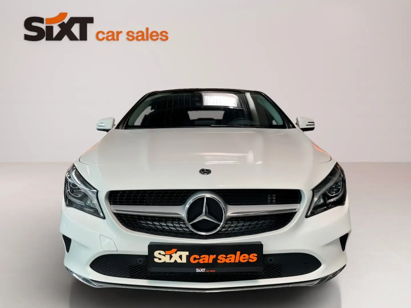 Mercedes-Benz CLA 200 Urb|Nav|LED|Pan|SHZ|ParkA Weiß - 2