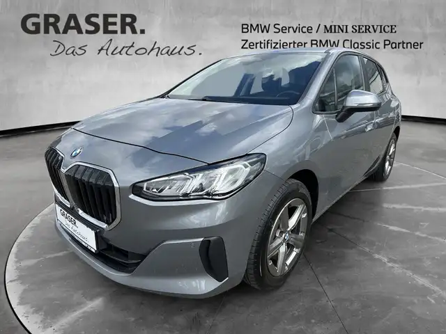 BMW 220 i Active Tourer DAB LED RFK Parkassistent