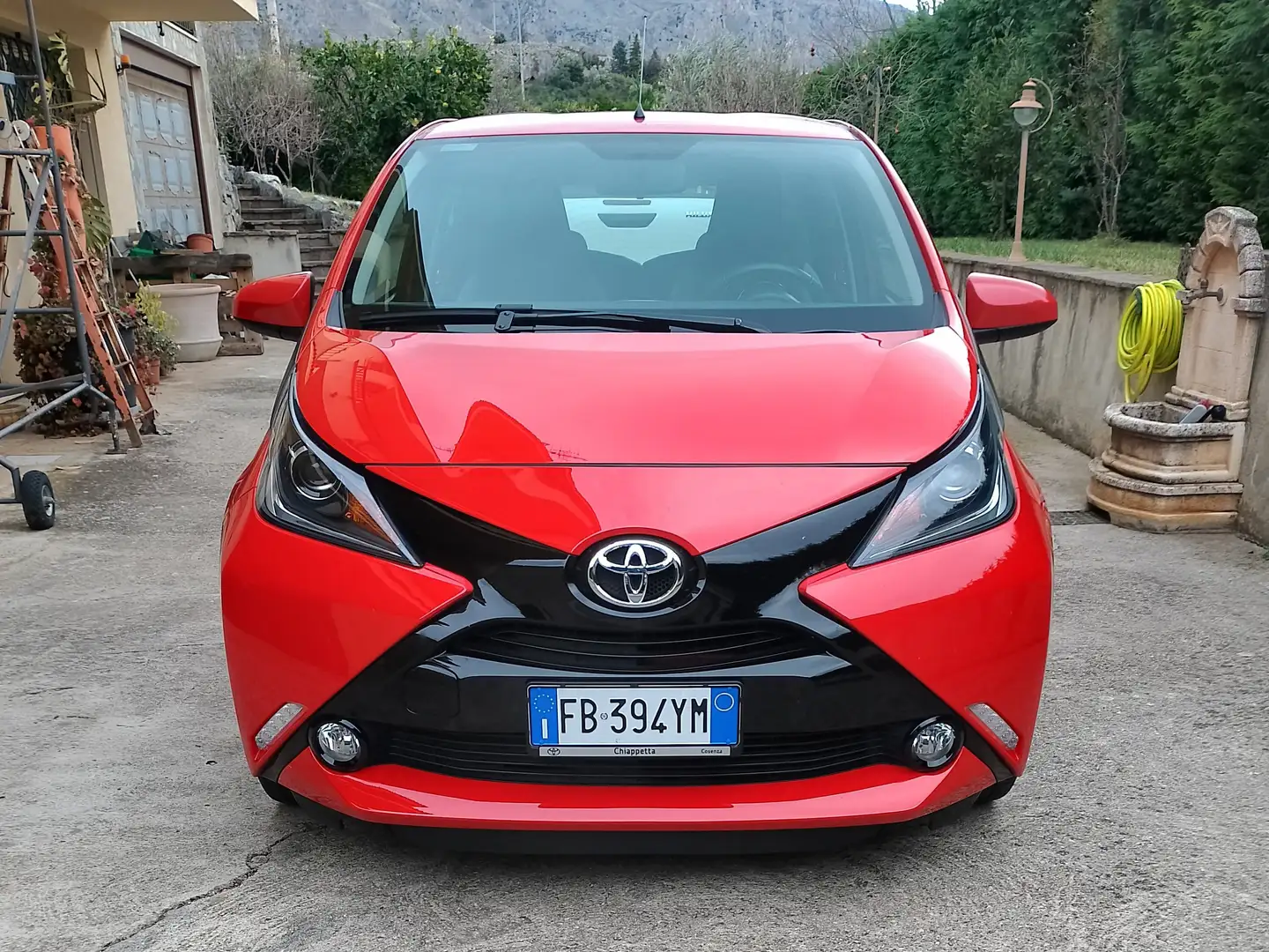 Toyota Aygo Aygo 5p 1.0 x-cool m-mt Rosso - 1