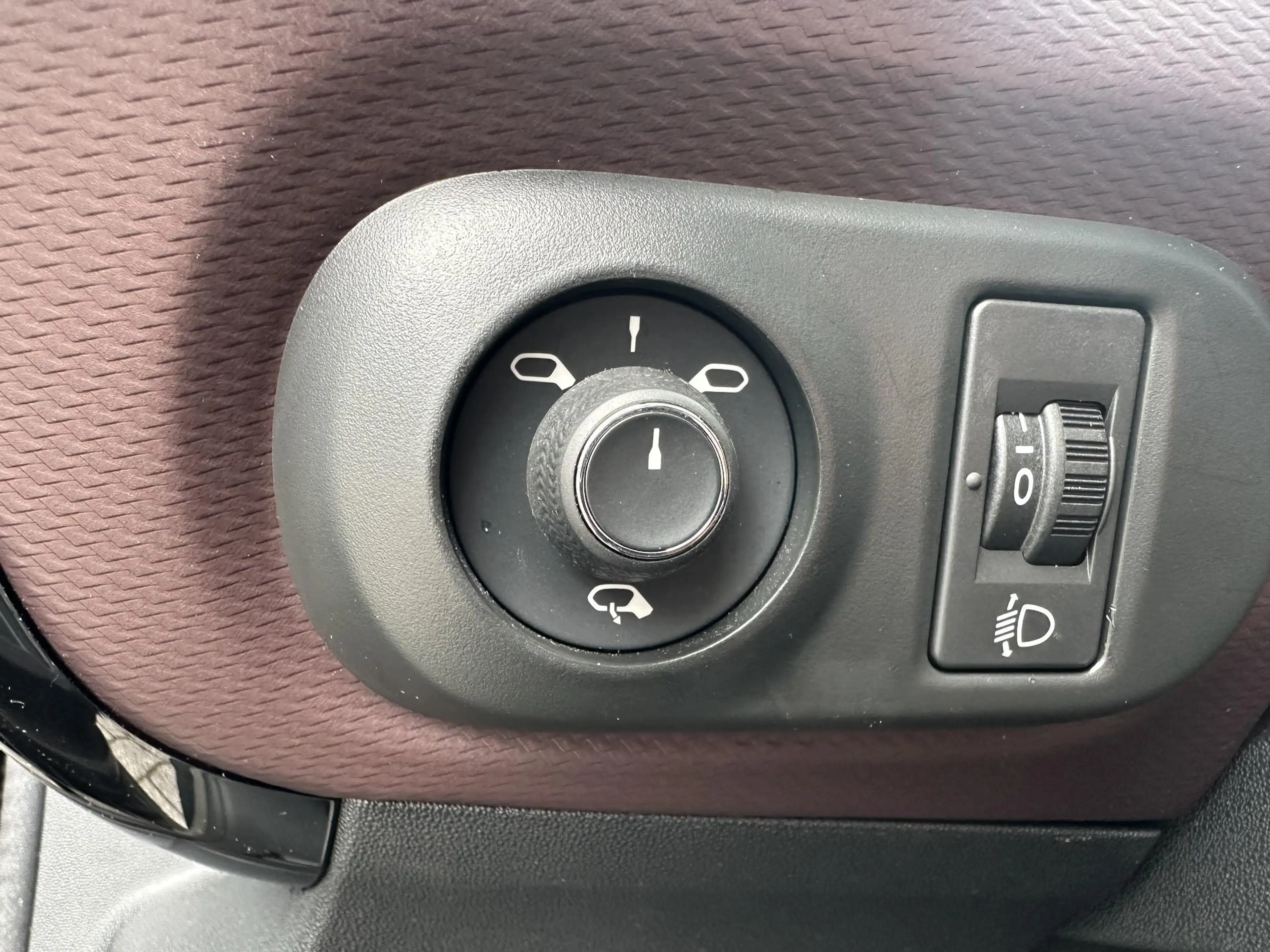 Citroen C4 Cactus 1.2 PureTech 130PK Shine Panorama|Navi|Camera|Rijs — photo 23