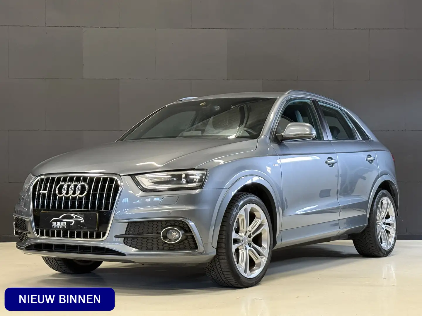 Audi Q3 2.0 TFSI quattro S Edition | 2x S-line | Wegklapba Grijs - 1