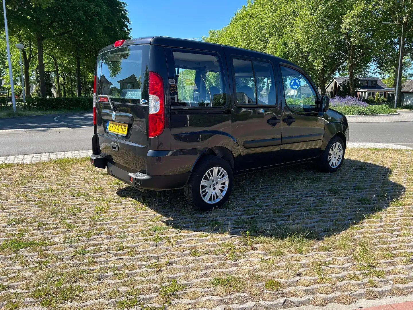 Fiat Doblo Dynamic Rolstoelauto aanpassing rolstoel Zwart - 2
