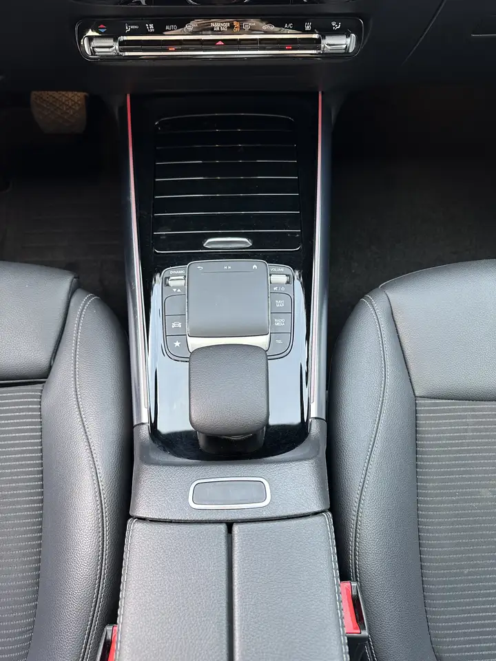 Mercedes-Benz GLA 220 Progressive NAV+KAM+PANO+V-COCK+SHZ+1HD 13