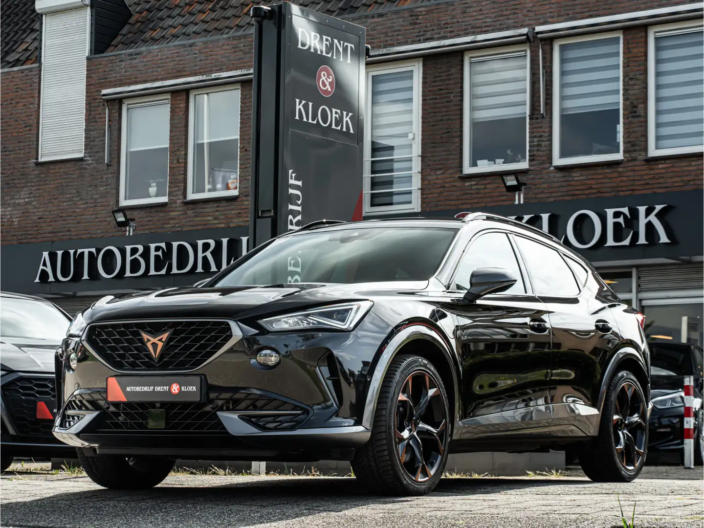 CUPRA Formentor 1.4 e-Hybrid VZ Performance SCHAALSTOELEN CAMERA 1 Zwart - 1