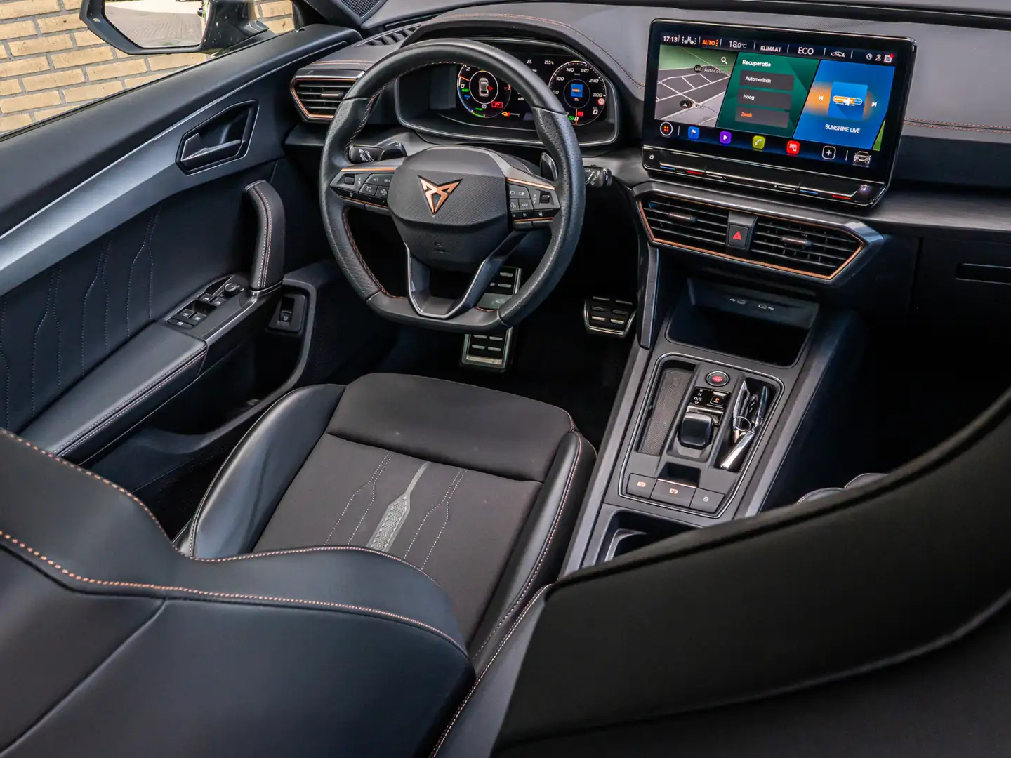 CUPRA Formentor 1.4 e-Hybrid VZ Performance SCHAALSTOELEN CAMERA 1 Zwart - 2