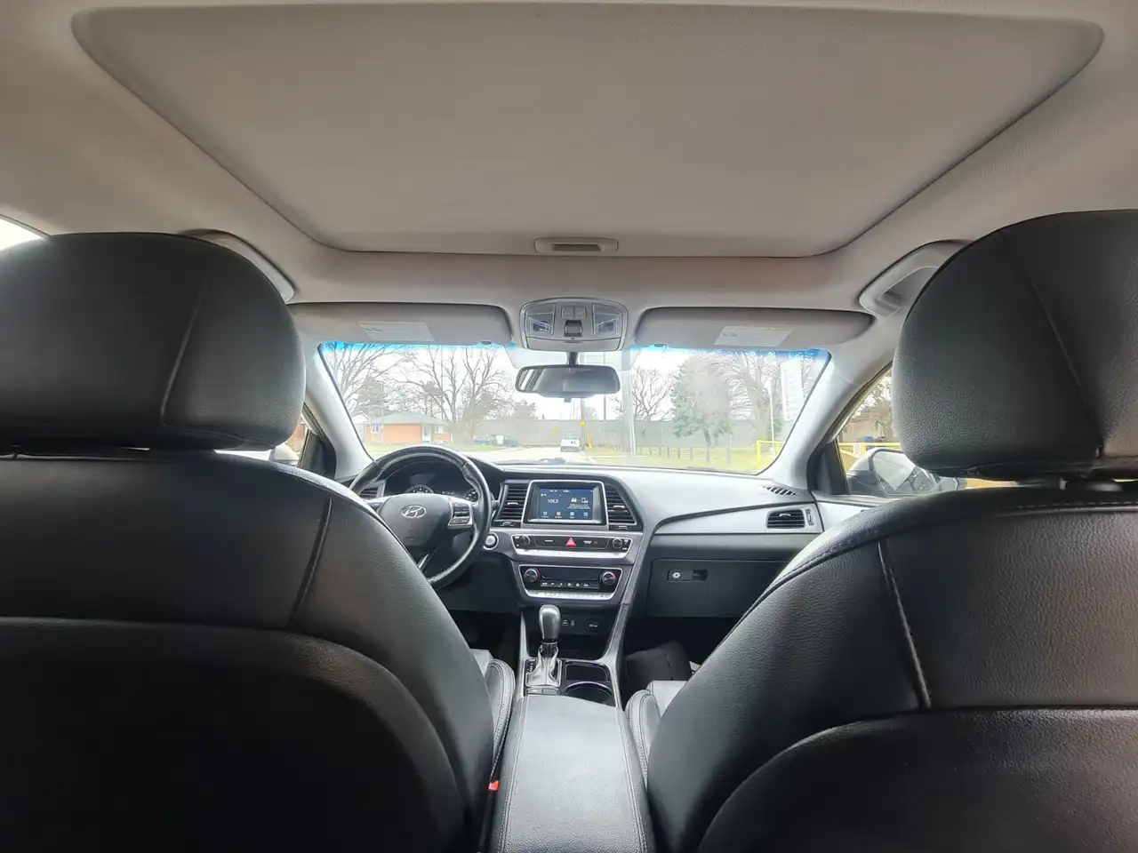 Hyundai SONATA снимка Hyundai SONATA