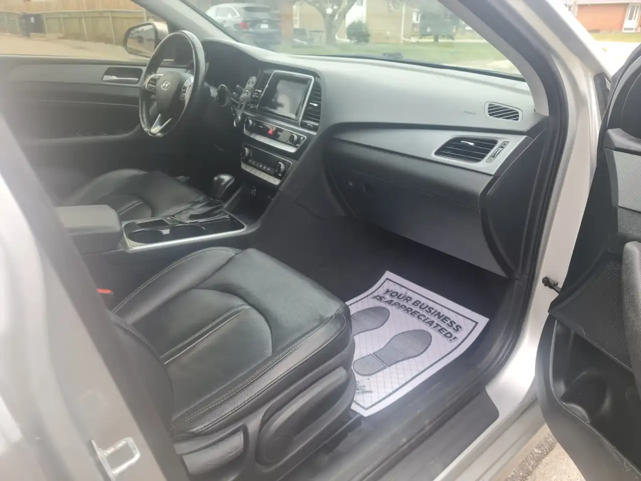 Hyundai SONATA снимка Hyundai SONATA