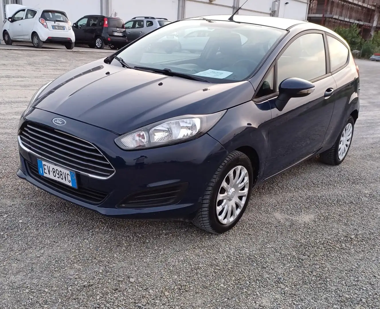 Ford Fiesta Fiesta VI 2013 5p 1.4 Titanium Gpl 92cv Bleu - 2