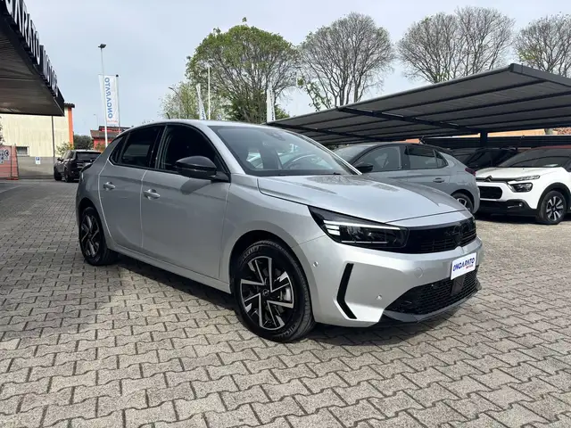Opel Corsa view 3