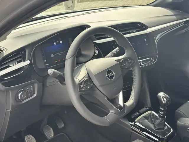 Opel Corsa view 10