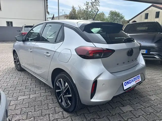 Opel Corsa view 6