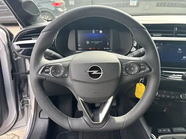 Opel Corsa view 11