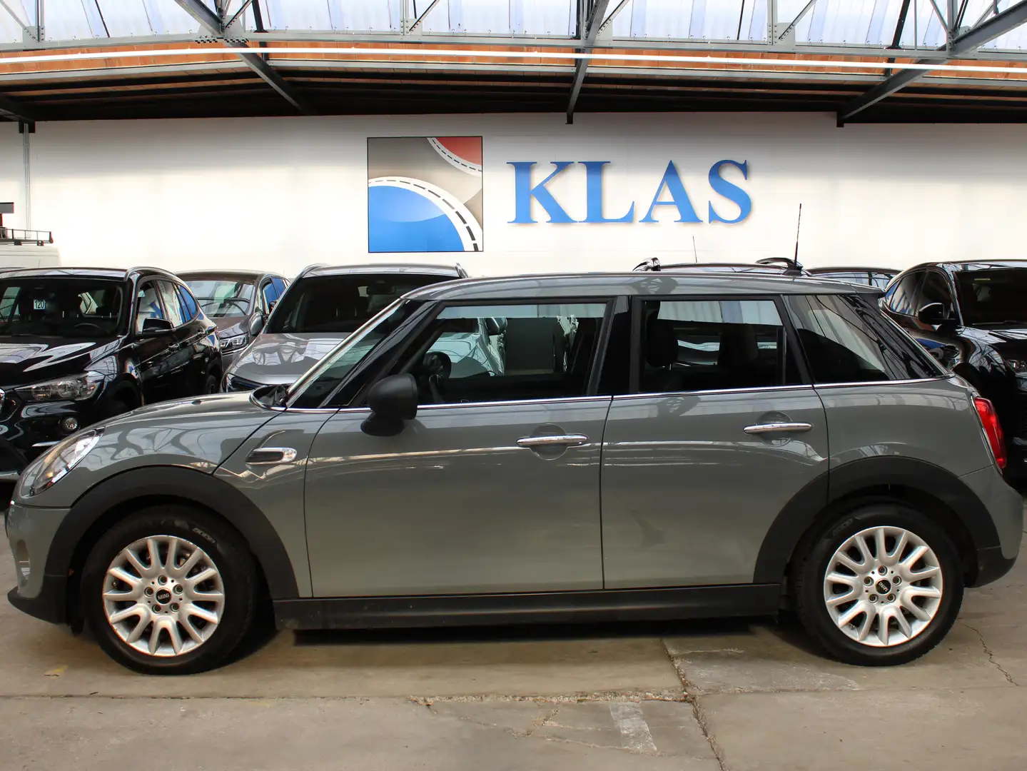 MINI One 1.2A 5 portes +++ BOÎTE AUTOMATIQUE +++ Grau - 2