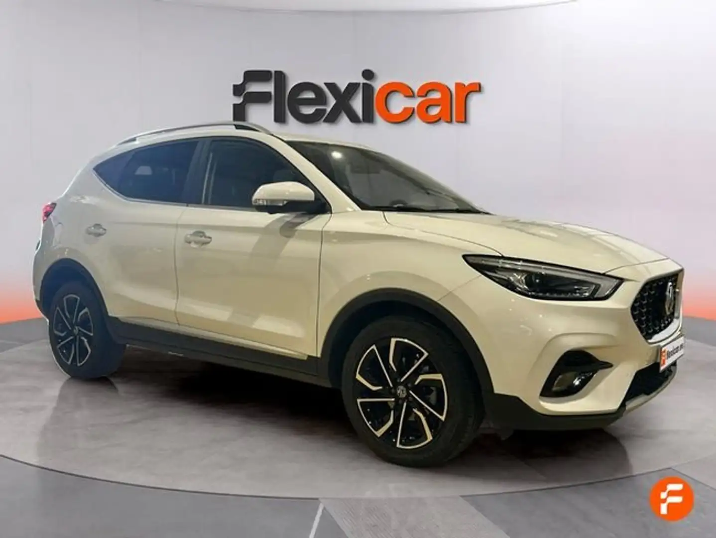 MG ZS 1.5 Luxury Blanco - 2