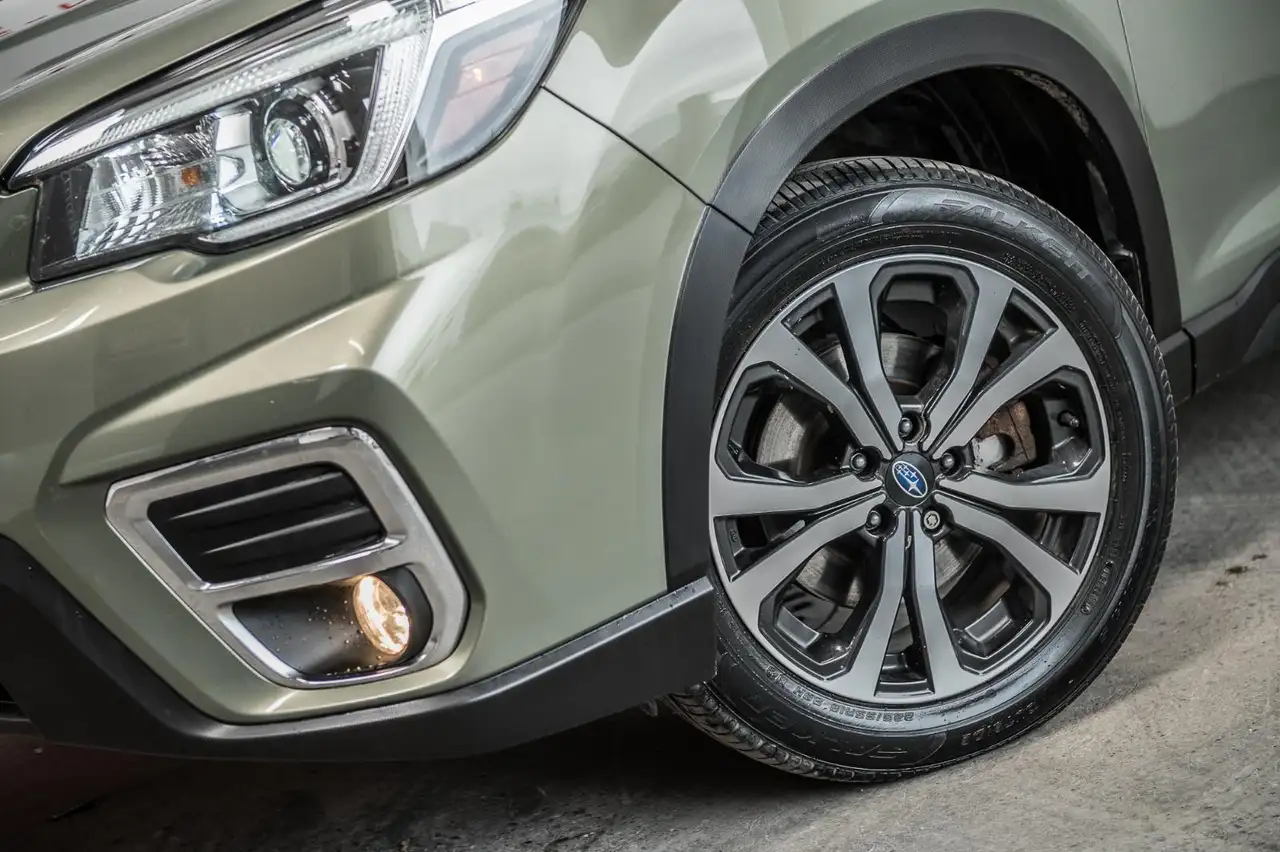 Subaru Forester снимка Subaru Forester
